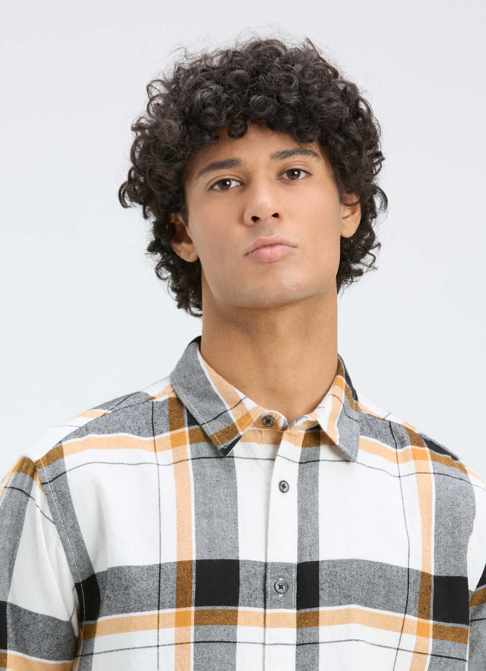 Men Off White Check Full Sleeve Shirt