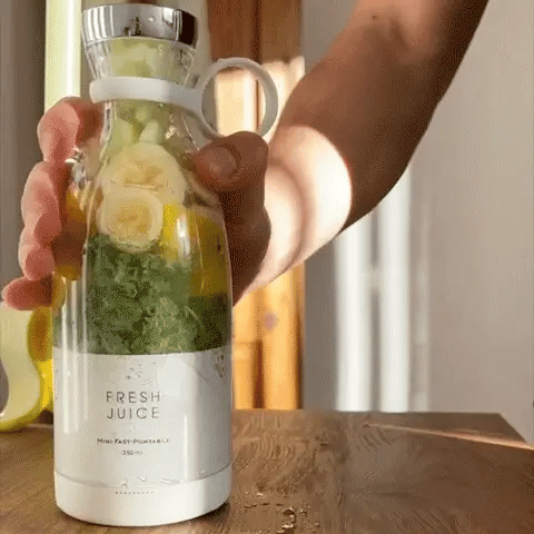 Portable Mini Juicer Bottle™